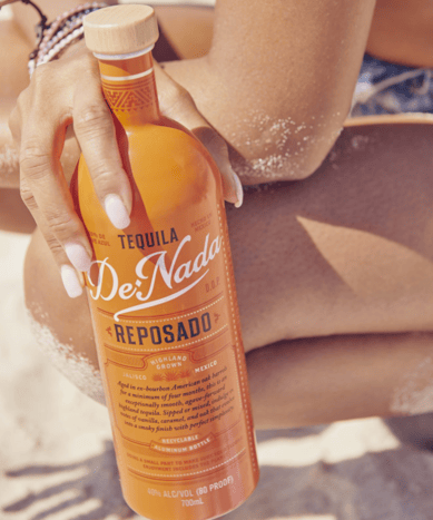 De Nada’s aluminum bottle