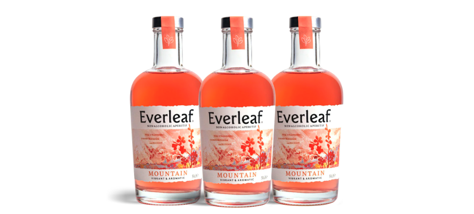 Image of Everleaf Mountain bottles on a white background