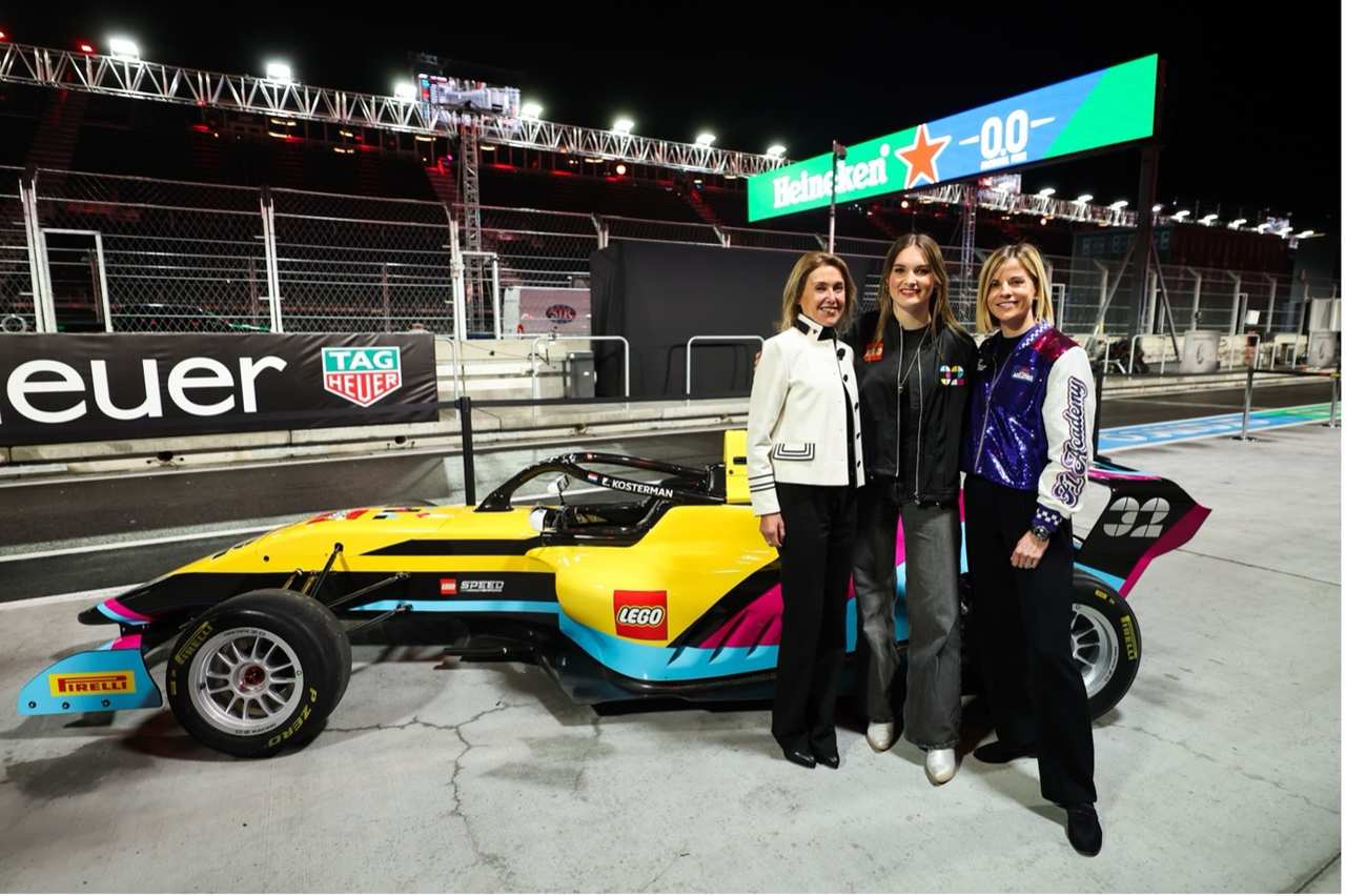 LEGO x Formula 1 race car with Esmee Kosterman